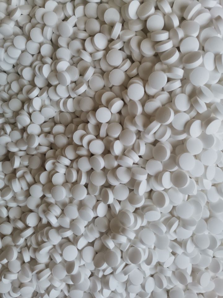 Daily disinfection with our disinfectant tablet(图1)