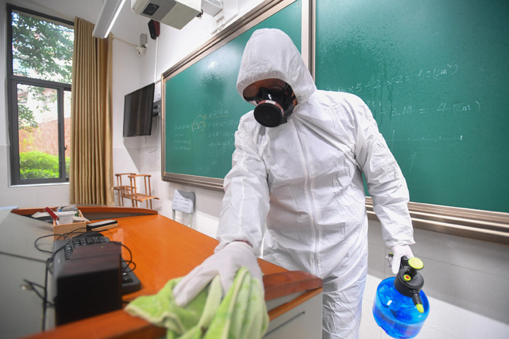 Daily disinfection with our disinfectant tablet(图2)